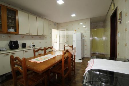 Casa à venda com 130m², 3 quartos e 3 vagasCozinha