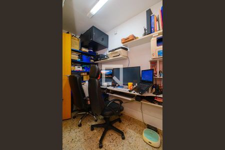 Apartamento para alugar com 86m², 2 quartos e 1 vaga Apartamento para alugar com 86m², 2 quartos e 1 vagaQuarto de Serviço