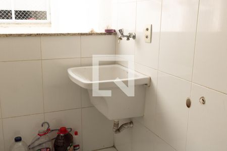 Apartamento para alugar com 65m², 2 quartos e 1 vagaÁrea de Serviço