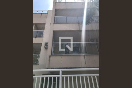 Apartamento para alugar com 65m², 2 quartos e 1 vagaFachada do Prédio