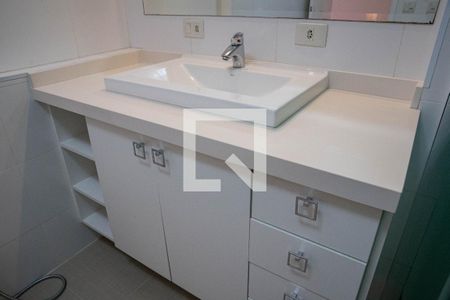 Apartamento à venda com 183m², 3 quartos e 1 vagaBanheiro da Suíte 1