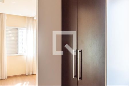 Apartamento para alugar com 70m², 2 quartos e 2 vagas Apartamento para alugar com 70m², 2 quartos e 2 vagasCloset da suíte