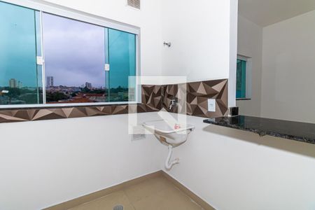 Sala e Cozinha de apartamento para alugar com 1 quarto, 52m² em Vila Isolina Mazzei, São Paulo