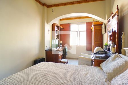 Apartamento à venda com 206m², 3 quartos e 2 vagasSuíte 1