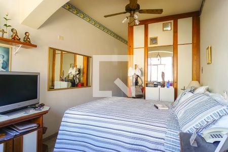 Apartamento à venda com 206m², 3 quartos e 2 vagasSuíte 2