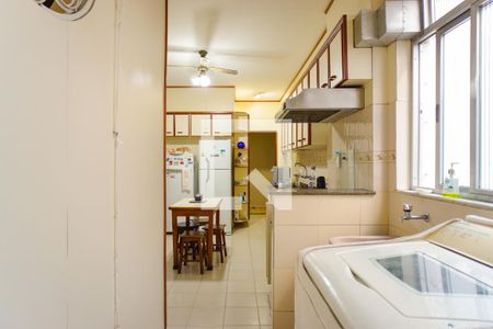 Apartamento à venda com 206m², 3 quartos e 2 vagasCozinha e Área de Serviço