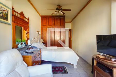 Apartamento à venda com 206m², 3 quartos e 2 vagasSuíte 1