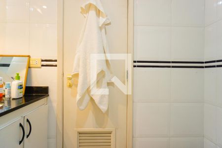 Apartamento à venda com 206m², 3 quartos e 2 vagasBanheiro da Suíte 3