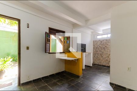 Sala/Quarto de kitnet/studio para alugar com 1 quarto, 20m² em Pituaçu, Salvador