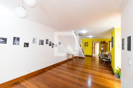 Sala de casa à venda com 4 quartos, 138m² em Jardim Trussardi, São Paulo