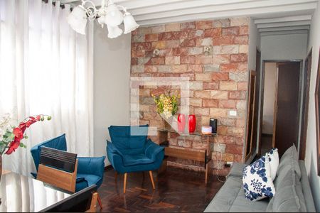 Sala de apartamento para alugar com 3 quartos, 85m² em Jardim Riacho das Pedras, Contagem
