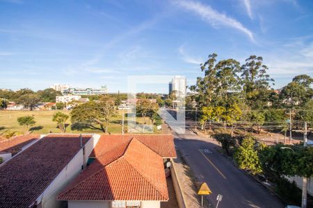 Vista Cozinha e Área de Serviço de apartamento à venda com 2 quartos, 70m² em Jardim do Salso, Porto Alegre