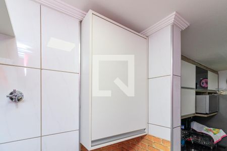 Apartamento à venda com 45m², 2 quartos e 1 vagaÁrea de serviço