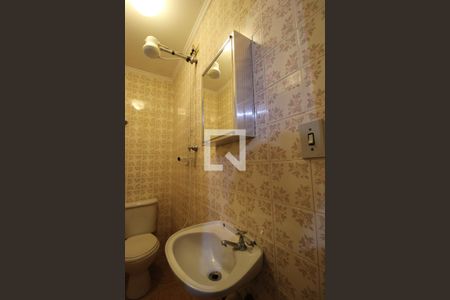 Casa à venda com 190m², 3 quartos e 2 vagasBanheiro de Serviço