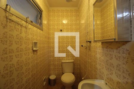 Casa à venda com 190m², 3 quartos e 2 vagasBanheiro de Serviço