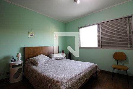 Casa à venda com 190m², 3 quartos e 2 vagasSuíte