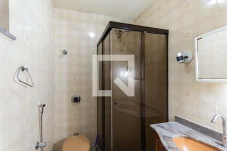 Banheiro de kitnet/studio para alugar com 1 quarto, 22m² em Vila Isabel, Rio de Janeiro