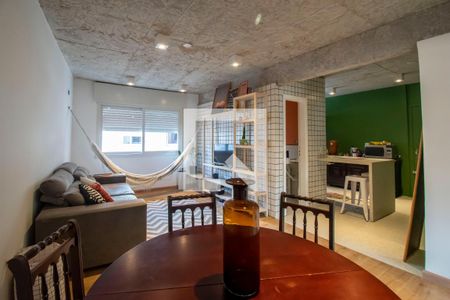 Sala de Estar de apartamento para alugar com 1 quarto, 58m² em Cidade Baixa, Porto Alegre