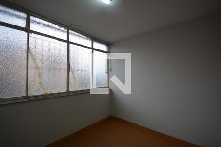 Quarto 1 de apartamento para alugar com 3 quartos, 86m² em Marechal Hermes, Rio de Janeiro