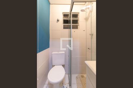 Banheiro de kitnet/studio para alugar com 1 quarto, 26m² em Cidade Baixa, Porto Alegre