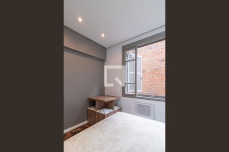 Sala/Quarto de kitnet/studio para alugar com 1 quarto, 26m² em Cidade Baixa, Porto Alegre