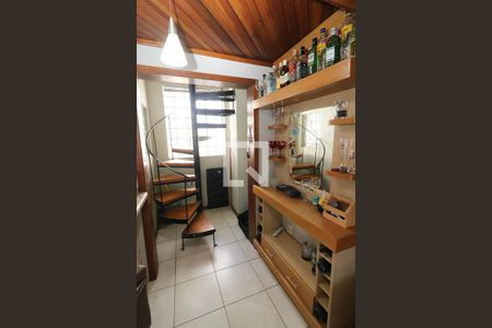 Casa à venda com 700m², 4 quartos e 8 vagasCozinha 1