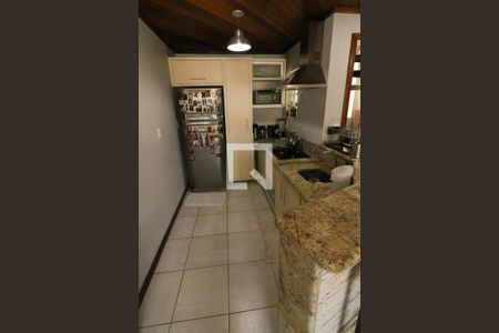 Casa à venda com 700m², 4 quartos e 8 vagasCozinha 1