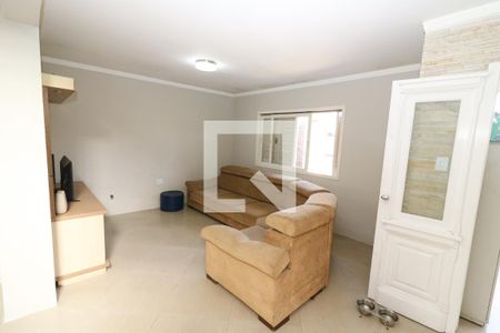 Sala 1 de casa à venda com 4 quartos, 700m² em Cristal, Porto Alegre