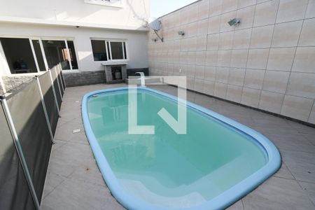 Casa à venda com 700m², 4 quartos e 8 vagasPiscina