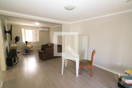 Sala 2 de casa à venda com 4 quartos, 700m² em Cristal, Porto Alegre