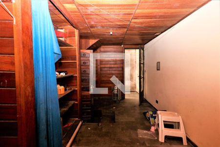 Casa à venda com 250m², 3 quartos e 2 vagasÁrea de Serviço