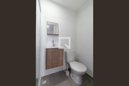 Banheiro de kitnet/studio para alugar com 1 quarto, 15m² em Vila Matilde, São Paulo