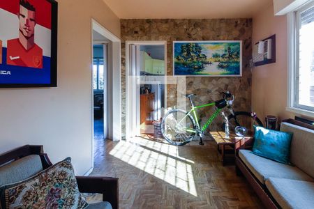 Sala de apartamento à venda com 2 quartos, 50m² em Petrópolis, Porto Alegre