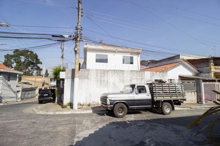 Casa para alugar com 400m², 3 quartos e 4 vagasFachada