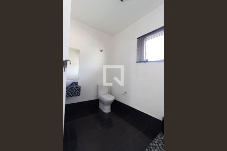 Casa para alugar com 400m², 3 quartos e 4 vagasBanheiro