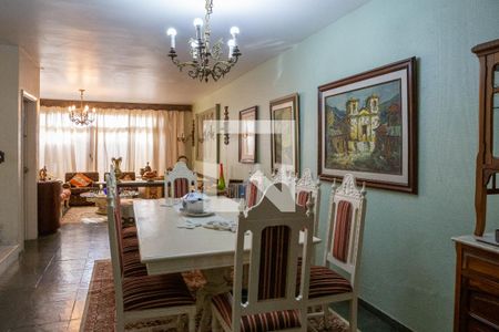 Sala de casa à venda com 3 quartos, 212m² em Vila Hamburguesa, São Paulo