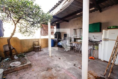 Casa à venda com 127m², 3 quartos e 2 vagasQuintal