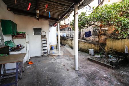 Casa à venda com 127m², 3 quartos e 2 vagasQuintal