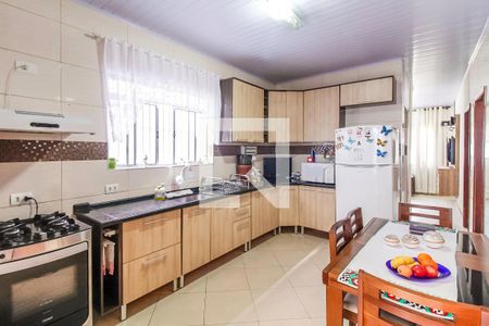 Casa à venda com 200m², 3 quartos e 2 vagasCasa 1 Cozinha