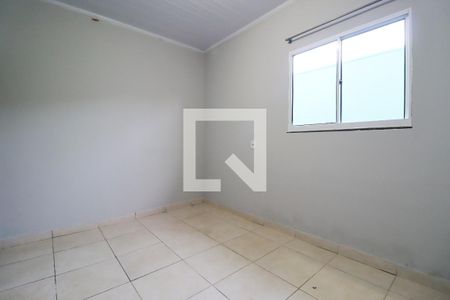 Quarto 2 de casa para alugar com 2 quartos, 70m² em Vila Matilde, Goiânia