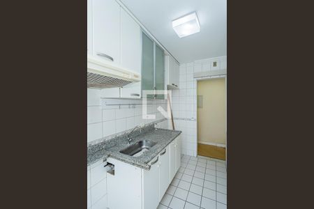 Apartamento para alugar com 74m², 2 quartos e 2 vagas Apartamento para alugar com 74m², 2 quartos e 2 vagasCozinha