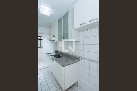 Apartamento para alugar com 74m², 2 quartos e 2 vagas Apartamento para alugar com 74m², 2 quartos e 2 vagasCozinha