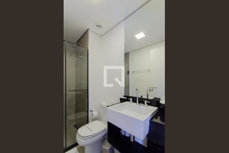 Banheiro de kitnet/studio para alugar com 1 quarto, 21m² em Vila Mariana, São Paulo