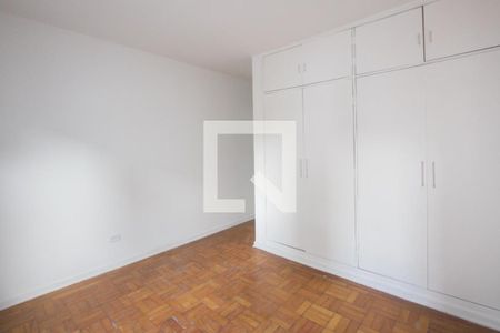 Suíte de casa à venda com 3 quartos, 245m² em Vila Sao Francisco (zona Sul), São Paulo