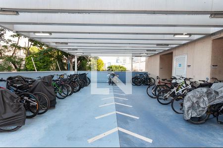 Apartamento à venda com 30m², 1 quarto e sem vagaÁrea Comum - Bicicletário