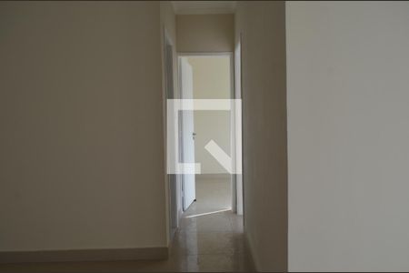 Corredor de apartamento à venda com 2 quartos, 55m² em Tanque, Rio de Janeiro