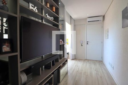 Sala de apartamento à venda com 2 quartos, 44m² em Campestre, Santo André