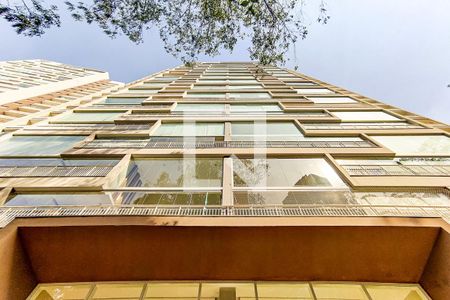 Apartamento à venda com 238m², 4 quartos e 4 vagas Apartamento à venda com 238m², 4 quartos e 4 vagasFachada