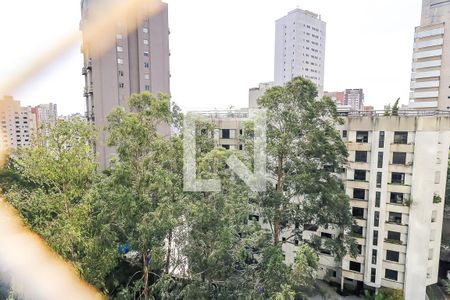 Apartamento à venda com 238m², 4 quartos e 4 vagas Apartamento à venda com 238m², 4 quartos e 4 vagasVista da Suíte 3