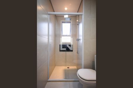 Apartamento à venda com 238m², 4 quartos e 4 vagas Apartamento à venda com 238m², 4 quartos e 4 vagasBanheiro suíte 2